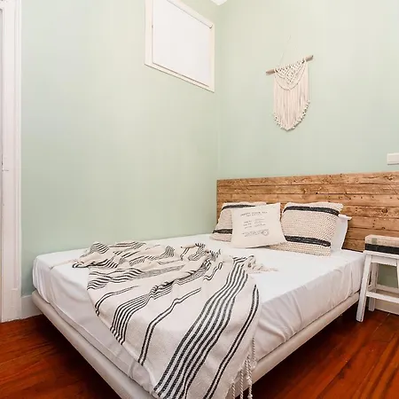 Апартаменты Charming 3 Bedroom Apartment At Anjos