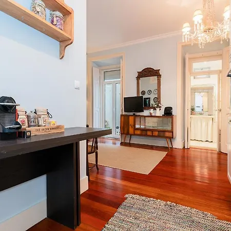 Апартаменты Charming 3 Bedroom Apartment At Anjos