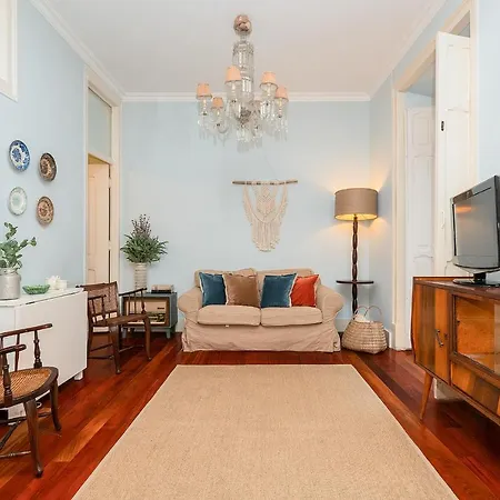 Charming 3 Bedroom Apartment At Anjos *